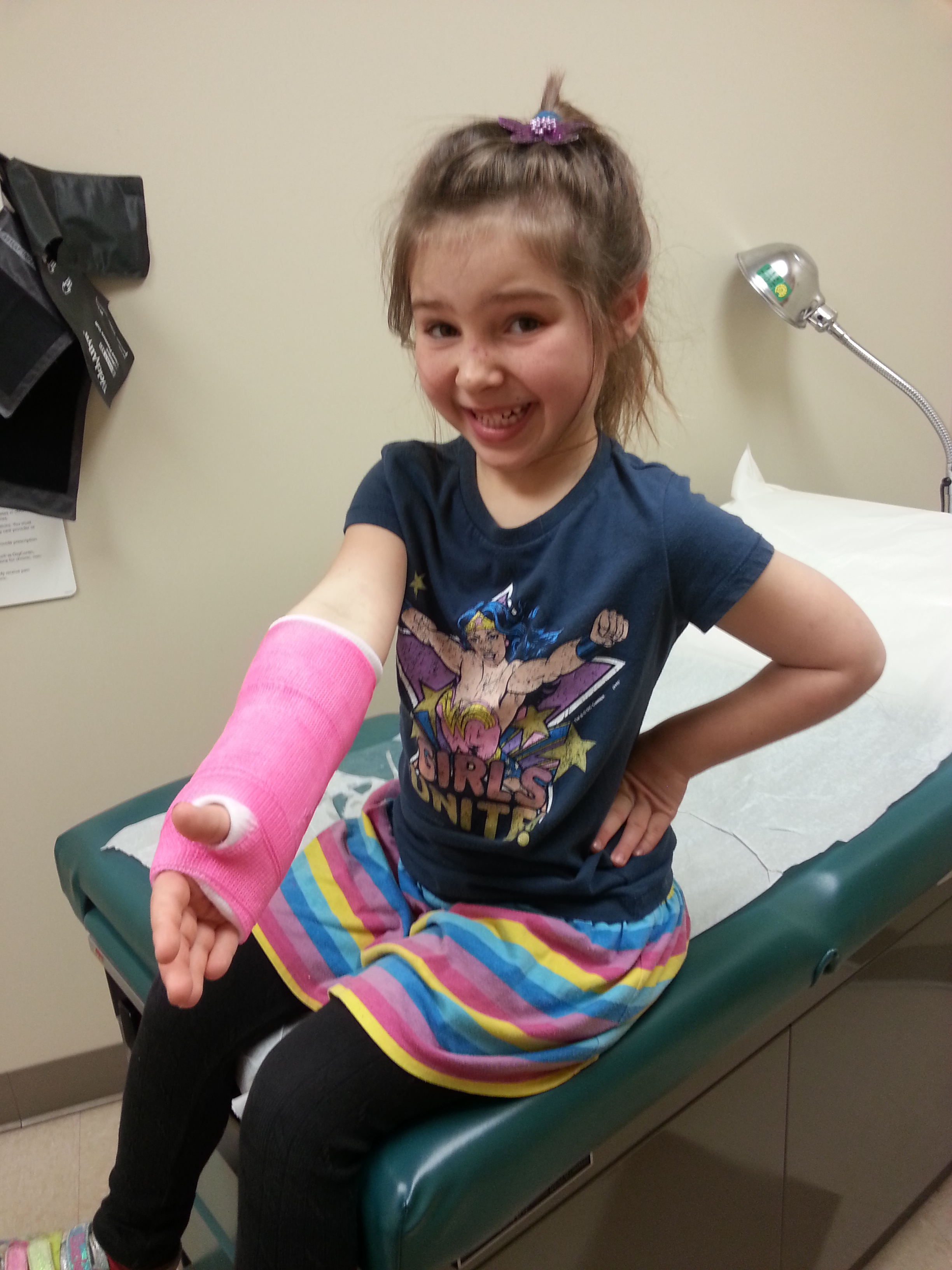 is-a-splint-as-good-as-a-cast-everything-you-need-to-know